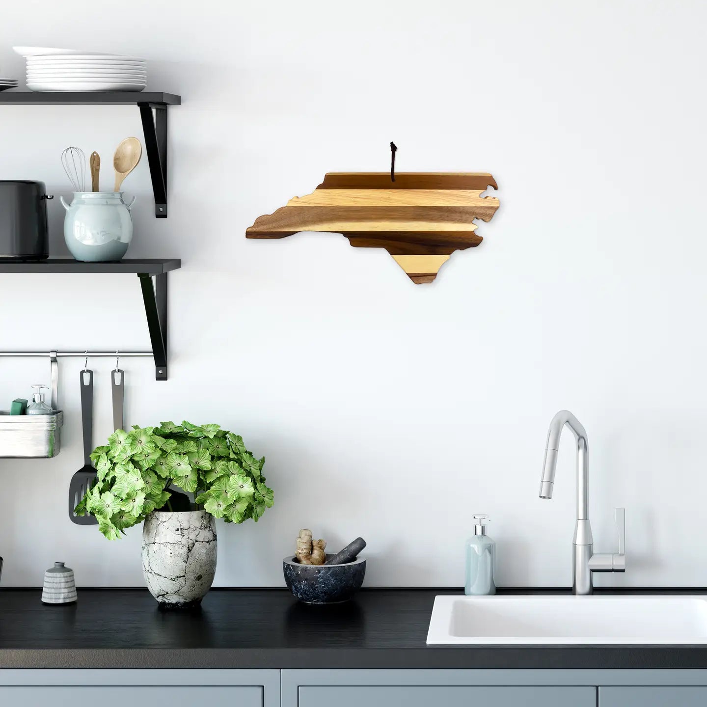Rock & Branch® Shiplap Series North Carolina Serving Board