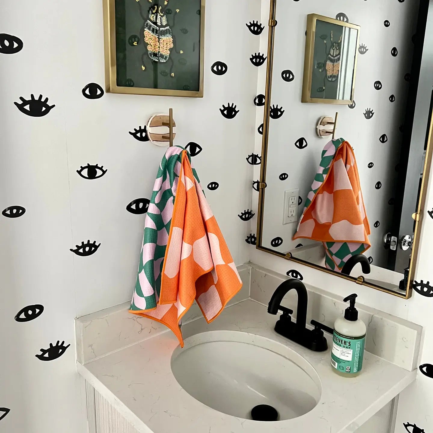 Sugar Sugar: Reversible Hand Towel