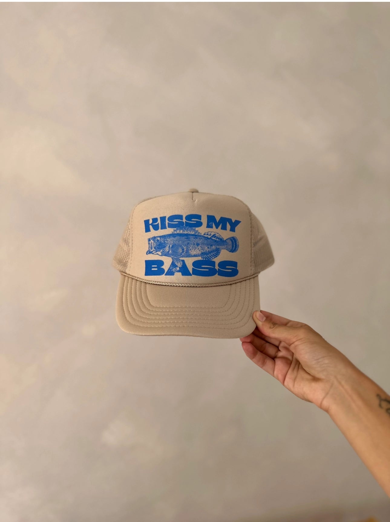 Kiss My Bass hat