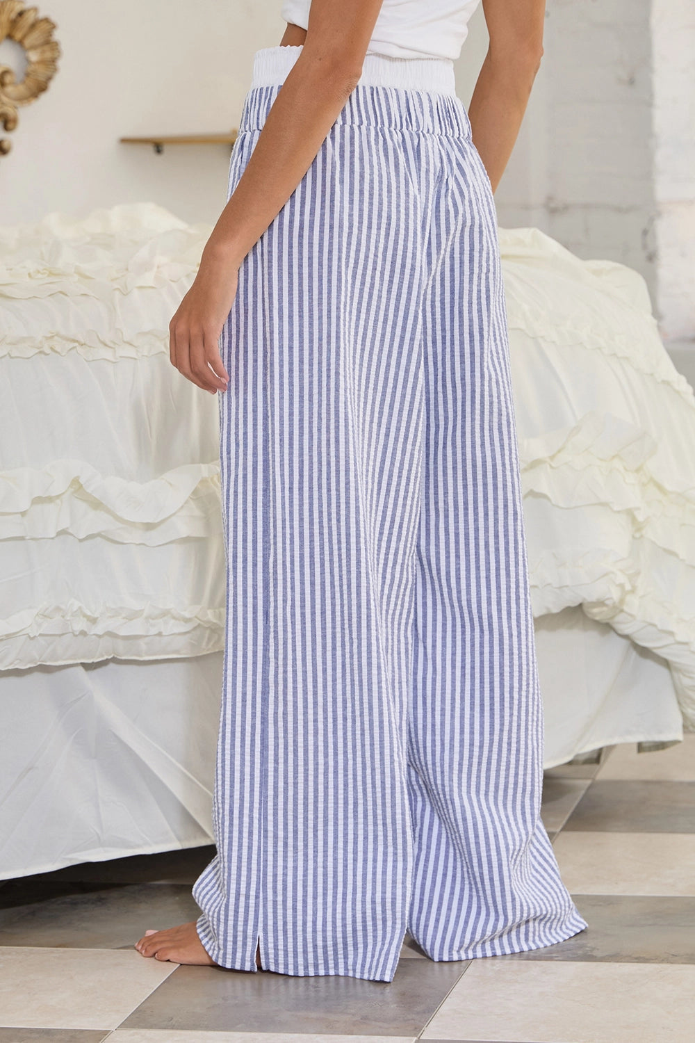 Striped Seersucker Double Banded Exposed Boxer Pants