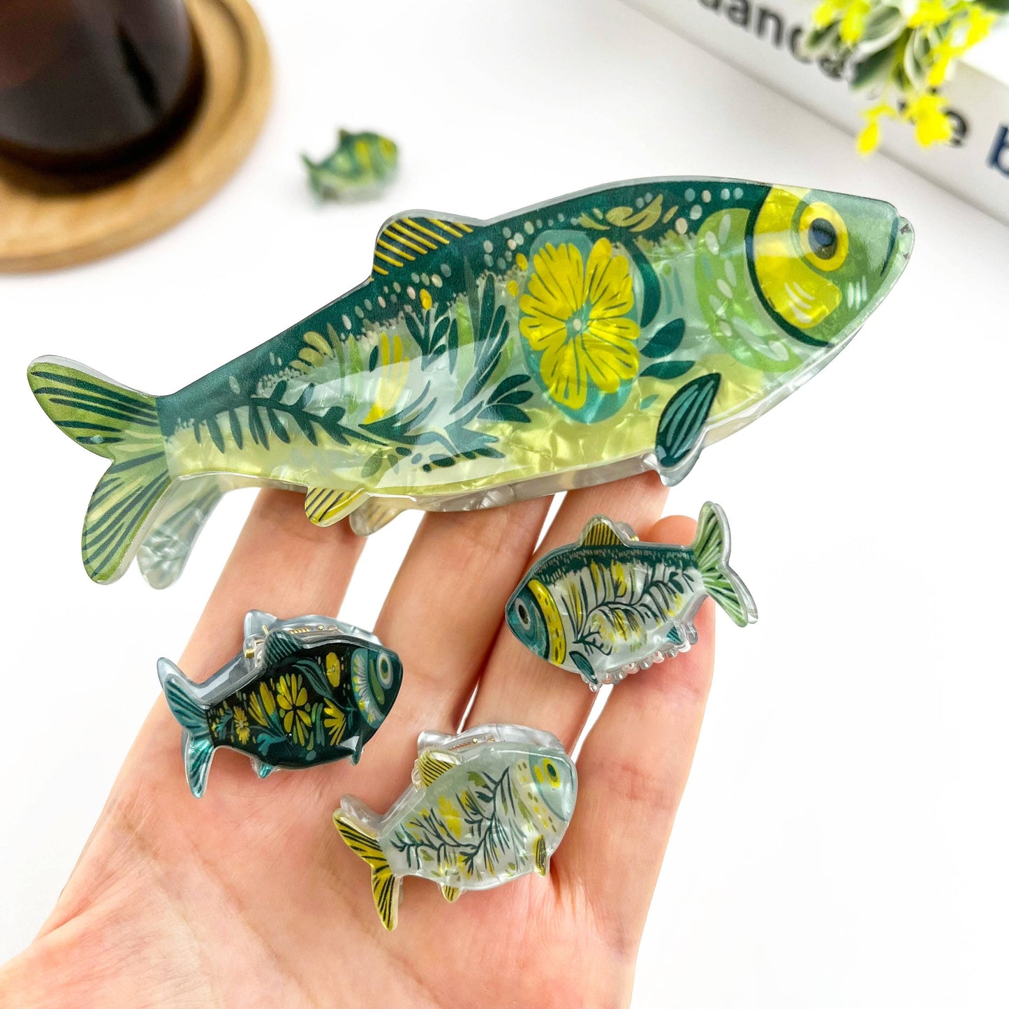 Green Sardine Hair Claw Clip with Seaweed Detail